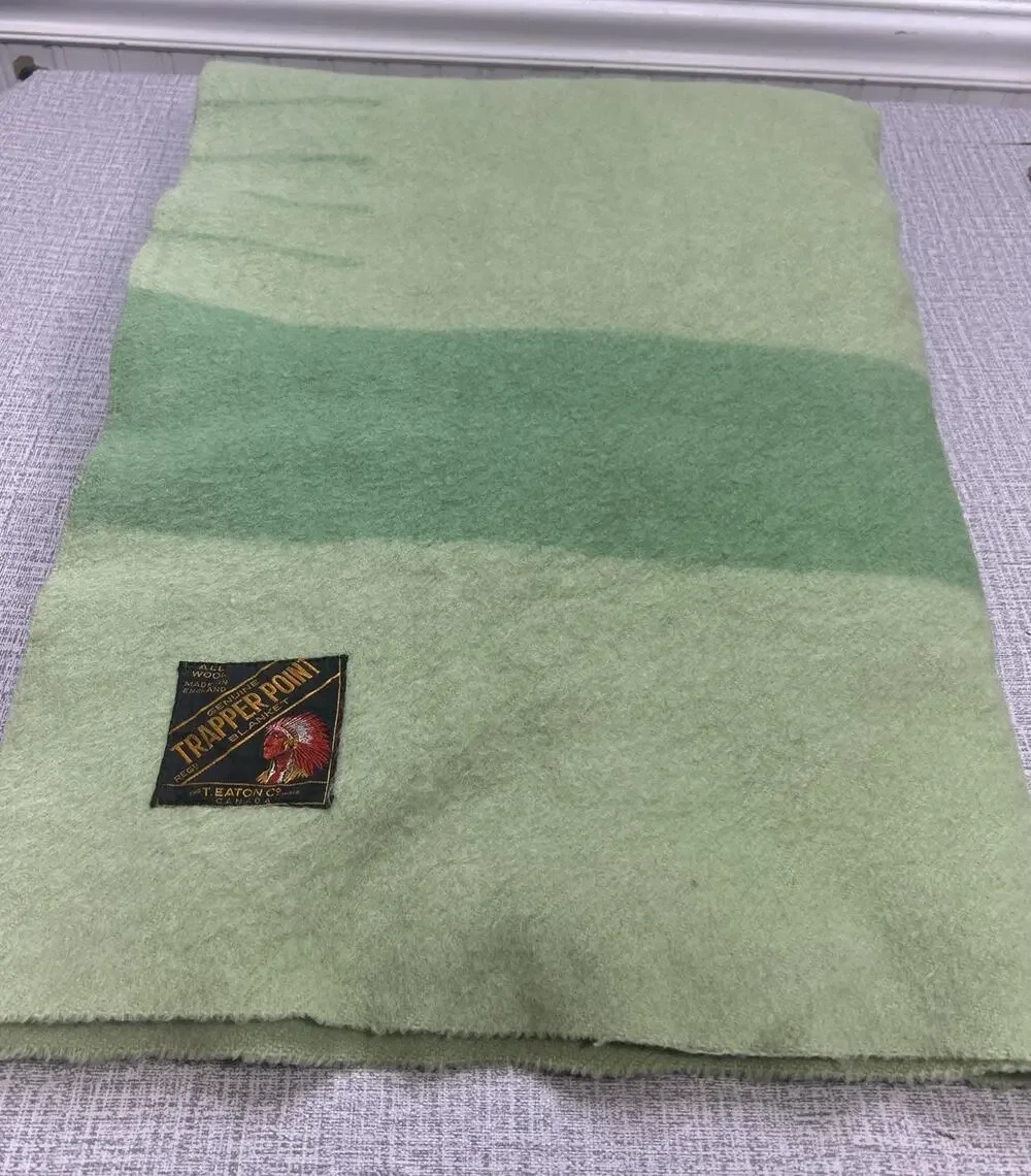 Vintage 1950's Trapper Point Wool Blanket England Green 70x90 Twin Throw Cabin